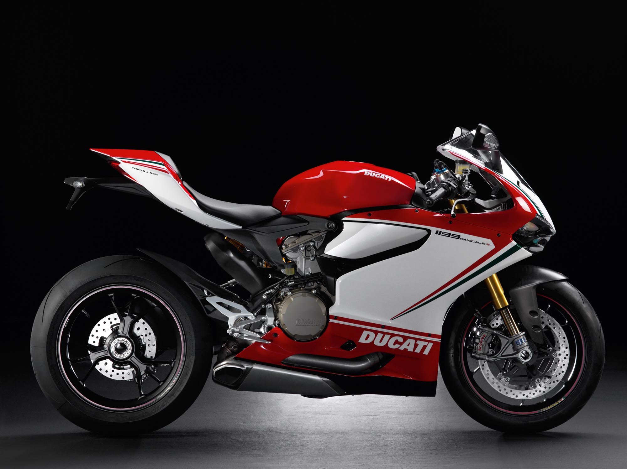 Ducati 1199 Panigale Hi Resolution Gallery And Beauty Video